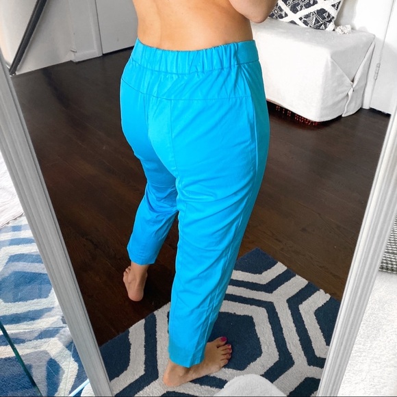 Vibrant Blue Cropped Ankle Pants with Relaxed Fit - Picture 3 of 8
